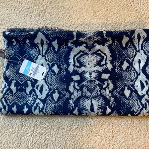 JMcl scarf!